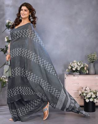 ready to wear grey zig zag printed saree with unstitched blouse 1