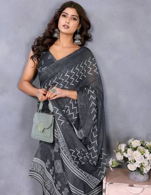 ready to wear grey zig zag printed saree with unstitched blouse 5