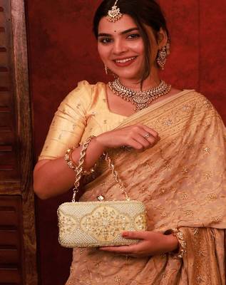Beige floral embroidered silk clutch 2