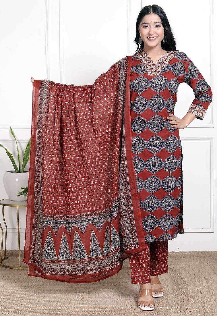 Cotton cambric straight  kurti-pant-dupatta  set