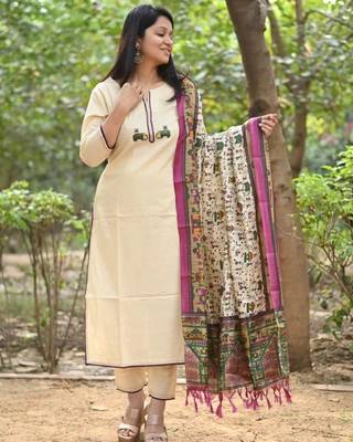 Off white embroidered cotton flex kurta and pant set with chanderi dupatta 1