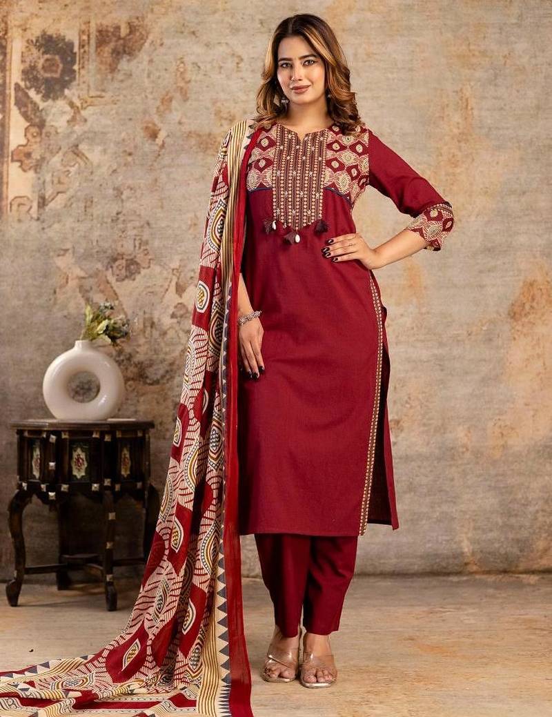 Cotton cambric straight printed  kurti-pant-dupatta  set