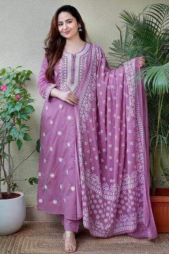 Dusty lavender embroidered suit set with dupatta
