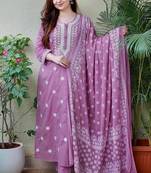 Dusty lavender embroidered suit set with dupatta