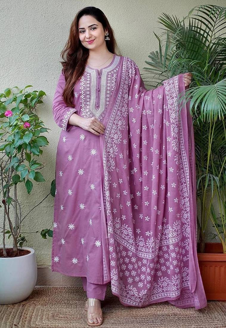 Dusty lavender embroidered suit set with dupatta
