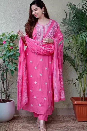 Pale magenta embroidered suit set with dupatta