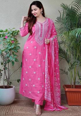Pale magenta embroidered suit set with dupatta 4
