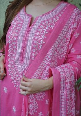Pale magenta embroidered suit set with dupatta 5