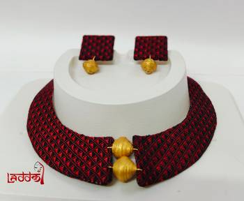 Maroon and gold handloom fabric jewelery 1
