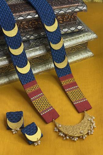 Blue chandracor, long necklace