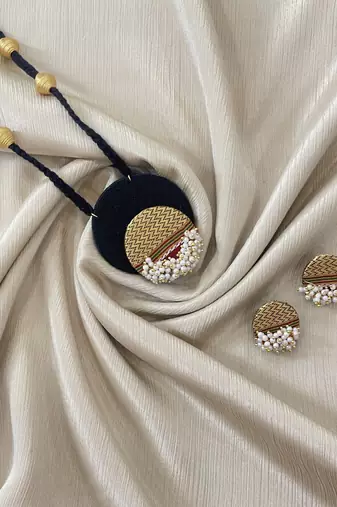 Black long necklace golden paper bead jewelery