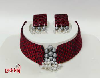 Maroon col handloom fabric jewelery 1