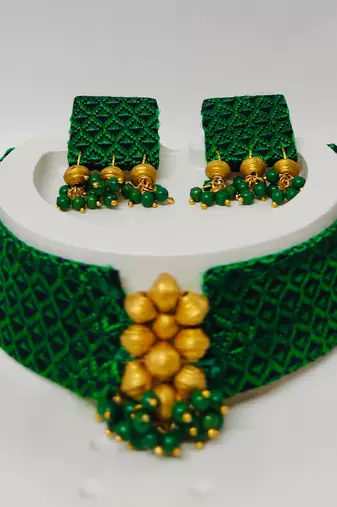 Emrald green col handloom fabric jewelery