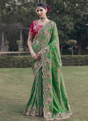 Mehendi green color designer border soft jacquard saree with designer blouse fabric 1