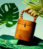 The Royal Chic Bucket bag in Sheesham wood