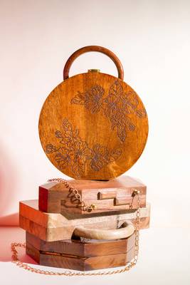 Tash Bags Round engraved bag in solid Sheesham wood 3