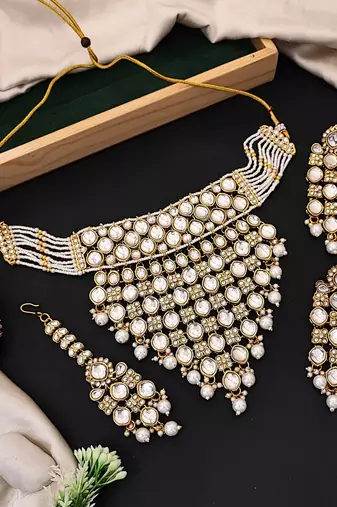Heavy kundan bridal choker necklace set with long earrings & maang tikka | pearl beaded wedding jewelry