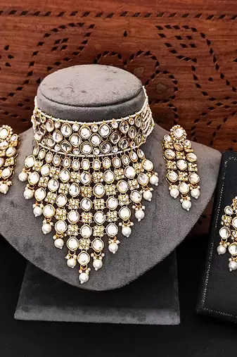 Heavy kundan bridal choker necklace set with long earrings & maang tikka | pearl beaded wedding jewelry