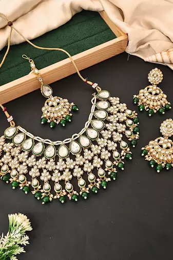 Traditional kundan bridal choker necklace set with green beads, earrings & maang tikka | pearl & stone work for her