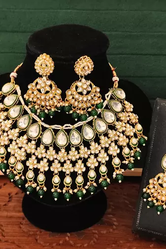 Traditional kundan bridal choker necklace set with green beads, earrings & maang tikka | pearl & stone work for her