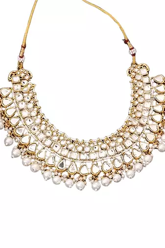 Elegant kundan bridal choker necklace, jhumka earrings & maang tikka | pearl beaded beautiful indian wedding jewelry