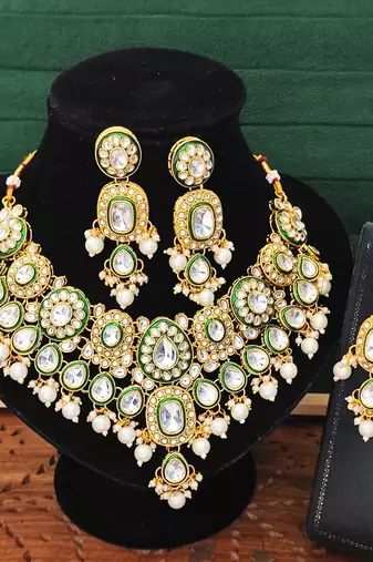 Kundan bridal jewelry set with necklace, earrings & maang tikka | green enamel & pearl work for wedding & festive wear