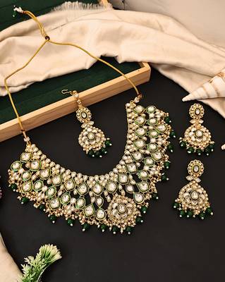 Royal kundan bridal necklace set with green beads, earrings & maang tikka | indian jewelry with pearl & stone detailing 1