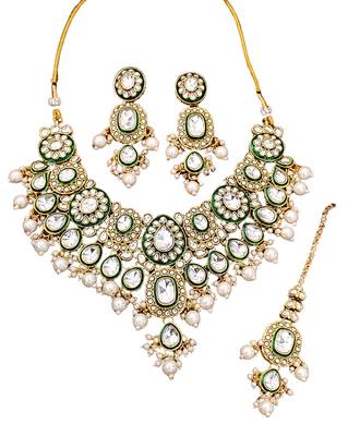 Kundan bridal jewelry set with necklace, earrings & maang tikka | green enamel & pearl work for wedding & festive wear 4
