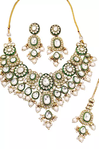 Kundan bridal jewelry set with necklace, earrings & maang tikka | green enamel & pearl work for wedding & festive wear