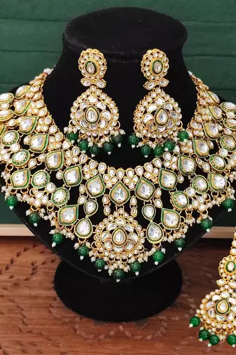 Royal kundan bridal necklace set with green beads, earrings & maang tikka | indian jewelry with pearl & stone detailing