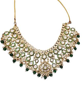 Royal kundan bridal necklace set with green beads, earrings & maang tikka | indian jewelry with pearl & stone detailing 5