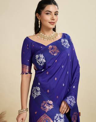 Blue color silver & gold zari woven kanjivaram silk blend saree with blouse 3