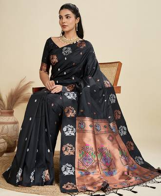 Black color silver & gold zari woven kanjivaram silk blend saree with blouse 3