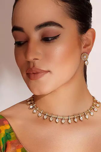 Gold plated kundan necklace set
