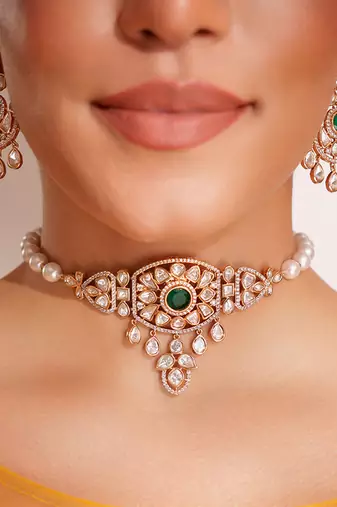 Gold plated kundan choker necklace set