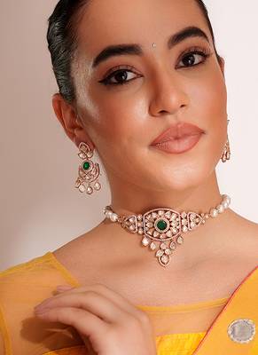 Gold plated kundan choker necklace set 3