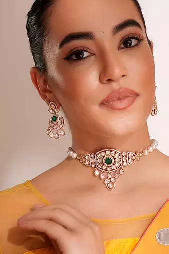 Gold plated kundan choker necklace set