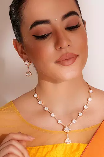 Gold plated kundan necklace set