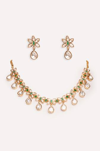 Gold plated kundan necklace set