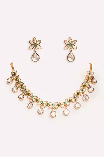 Gold plated kundan necklace set