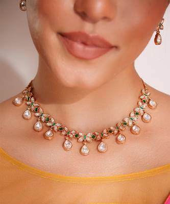 Gold plated kundan necklace set 3