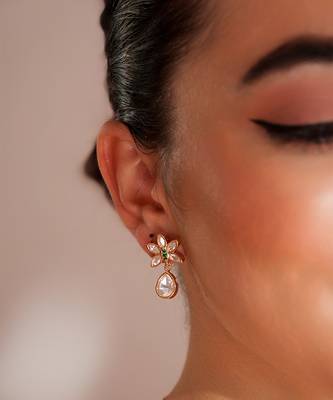 Gold plated kundan necklace set 4