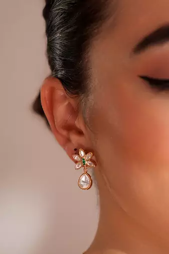 Gold plated kundan necklace set