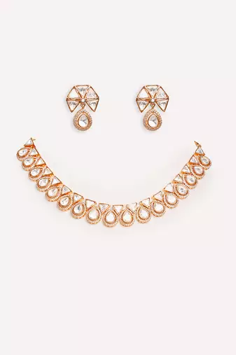 Gold plated kundan choker necklace set