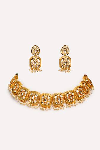Gold plated kundan choker necklace set