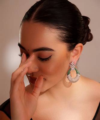 Silevr plated green earrings 1