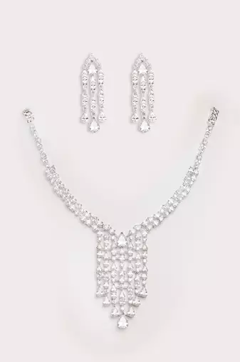 Silver plated necklace set