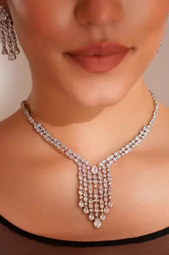 Silver plated necklace set