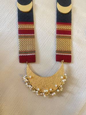 Black chandracor, long necklace 2