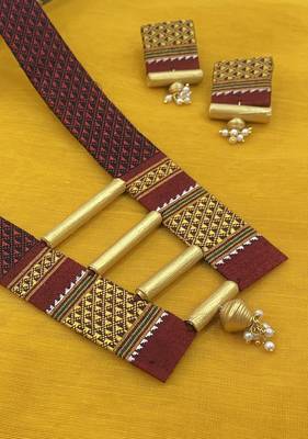 Maroon col handloom fabric long necklace 2